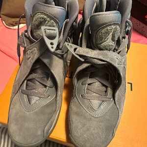 Jordan Athletic Shoes in Gray